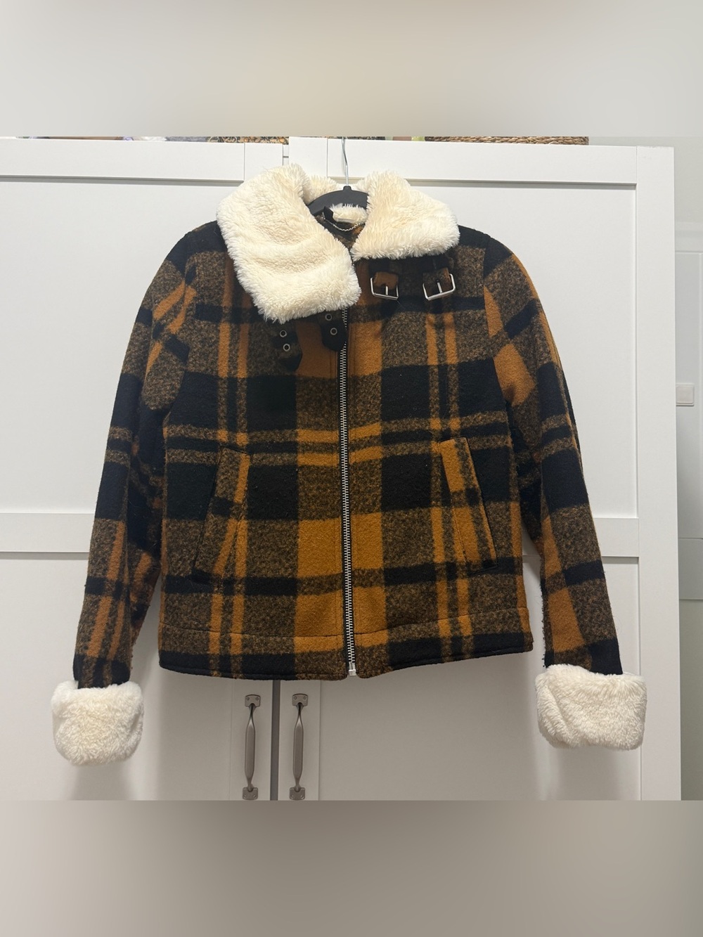 H&M Plaid Jacket – Size Small